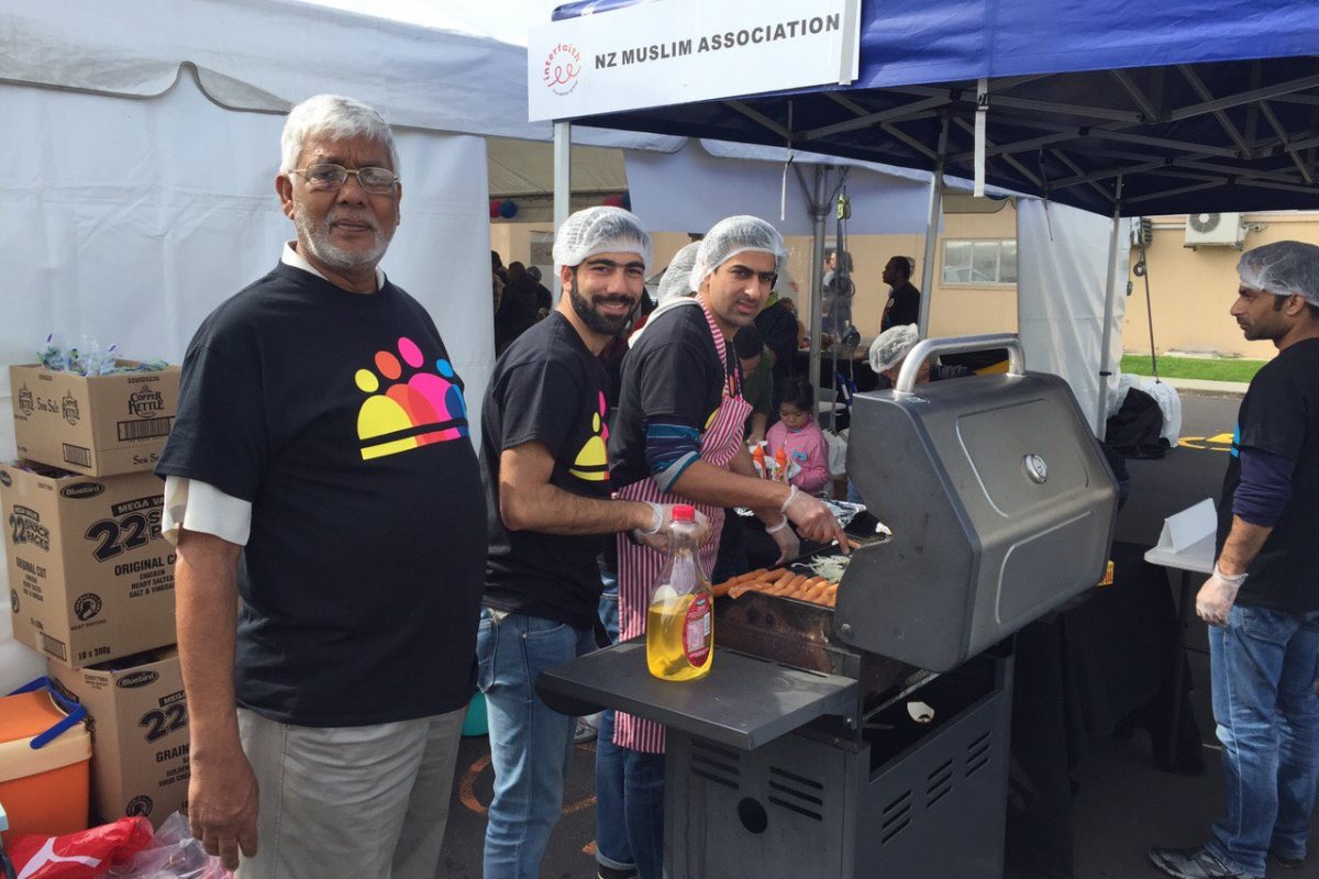 Sausage sizzle with supervision